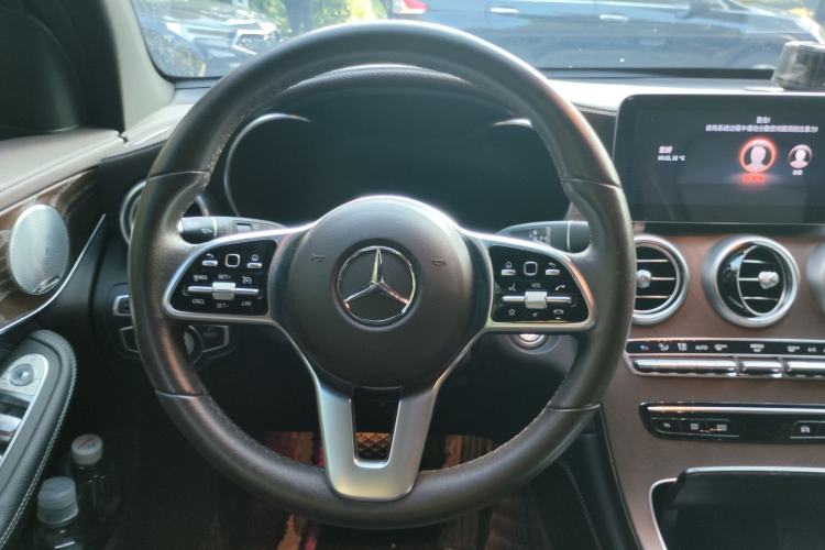 Used Mercedes-Benz GLC 2020 Facelift GLC 300 L 4MATIC Dynamic Edition Steering Wheel