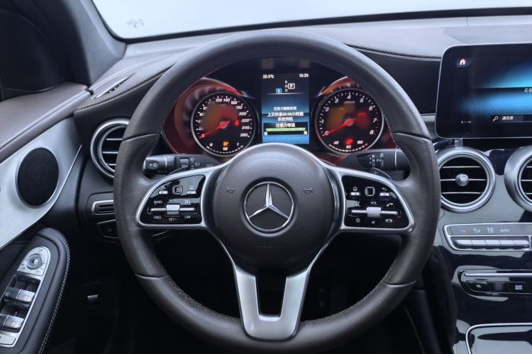 Used Mercedes-Benz GLC 2020 GLC 260 L 4MATIC Dynamic Model Steering Wheel