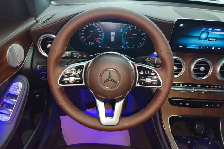 Used Mercedes-Benz GLC 2020 Facelift GLC 300 L 4MATIC Dynamic Edition Steering Wheel
