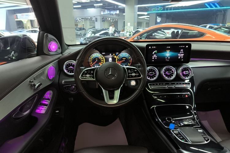 Used Mercedes-Benz GLC 2020 Facelifted GLC 260 L 4MATIC Dynamic Edition Steering Wheel