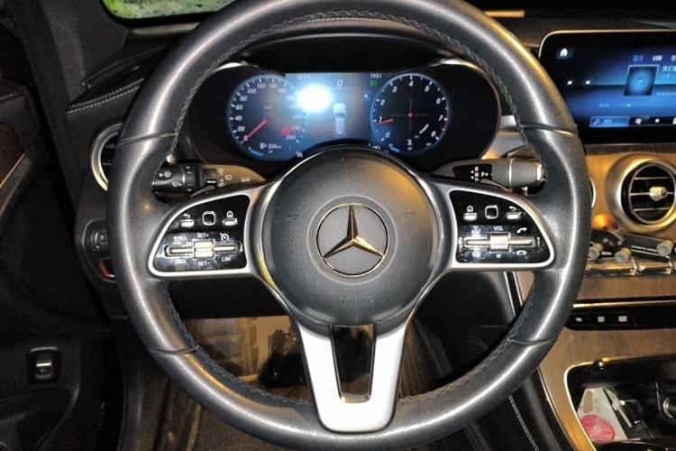 Used Mercedes-Benz GLC 2020 Facelift GLC 300 L 4MATIC Dynamic Edition Steering Wheel