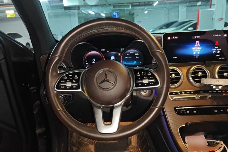 Used Mercedes-Benz GLC 2020 GLC 300 L 4MATIC Dynamic Edition Steering Wheel