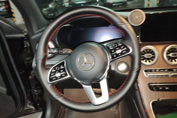 Used Mercedes-Benz GLC 2020 GLC 300 L 4MATIC Luxury Model Steering Wheel