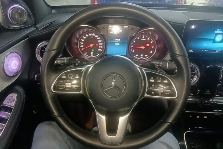 Used Mercedes-Benz GLC 2020 GLC 260 L 4MATIC Dynamic Model Steering Wheel