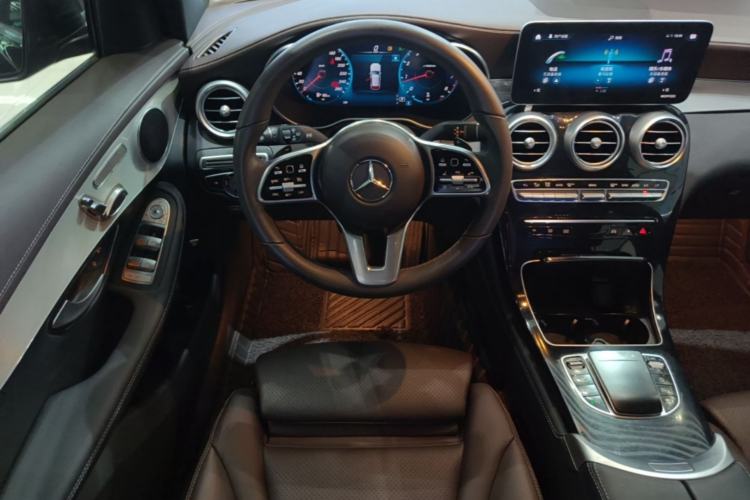 Used Mercedes-Benz GLC 2020 Facelifted GLC 260 L 4MATIC Dynamic Edition Steering Wheel