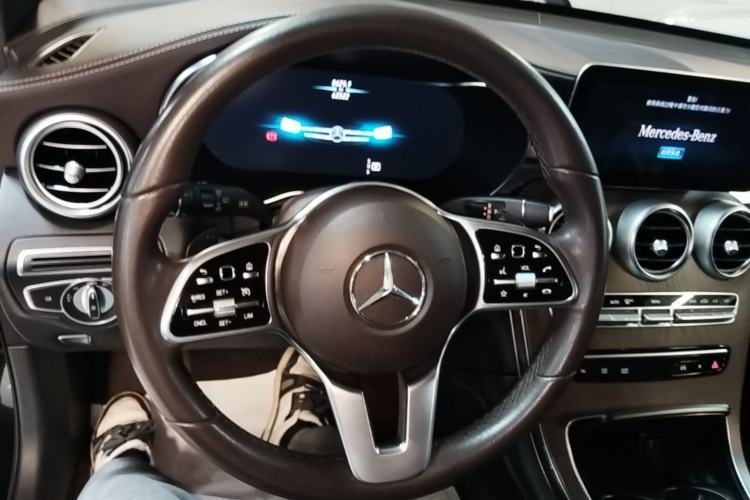 Used Mercedes-Benz GLC 2020 GLC 300 L 4MATIC Dynamic Edition Steering Wheel