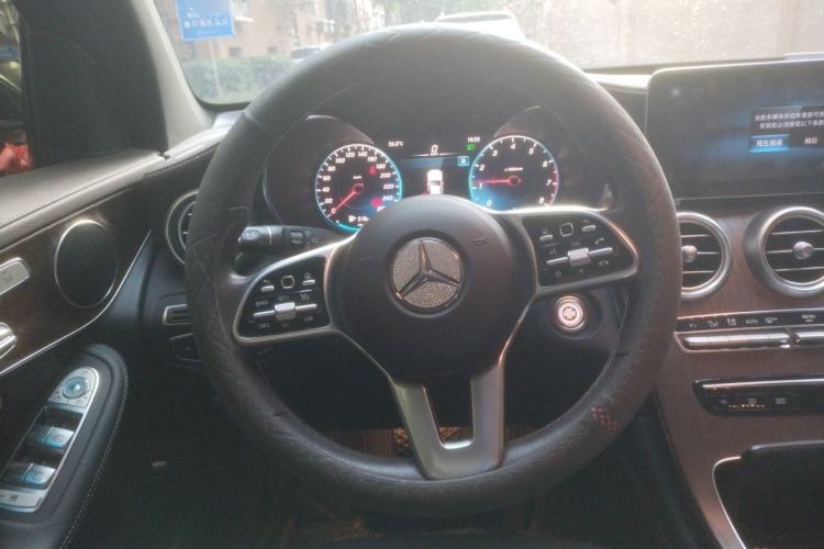 Used Mercedes-Benz GLC 2020 Facelift GLC 300 L 4MATIC Dynamic Edition Steering Wheel