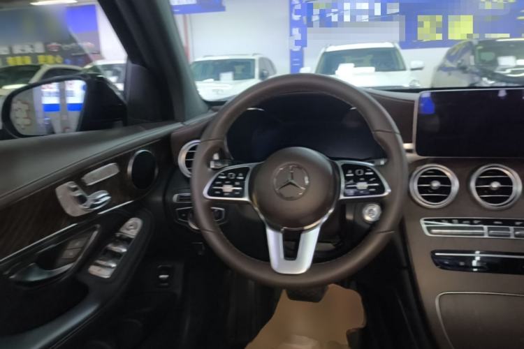 Used Mercedes-Benz GLC 2020 GLC 300 L 4MATIC Dynamic Edition Steering Wheel