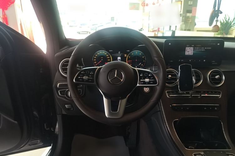Used Mercedes-Benz GLC 2020 Facelift GLC 300 L 4MATIC Dynamic Edition Steering Wheel