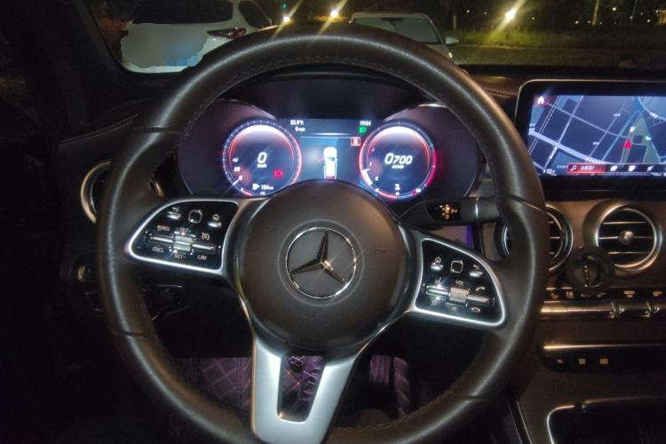 Used Mercedes-Benz GLC 2020 Facelift GLC 300 L 4MATIC Dynamic Edition Steering Wheel