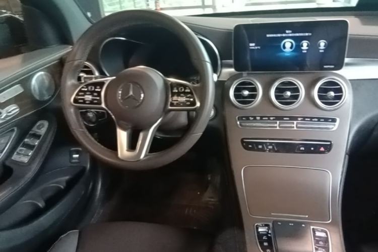 Used Mercedes-Benz GLC 2020 GLC 300 L 4MATIC Dynamic Edition Steering Wheel