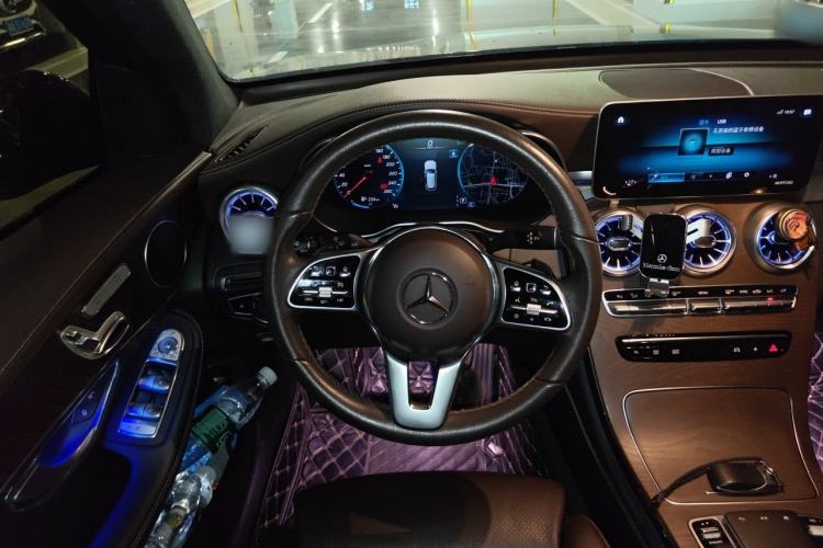 Used Mercedes-Benz GLC 2020 GLC 260 L 4MATIC Luxury Model Steering Wheel
