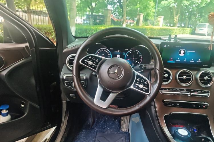 Used Mercedes-Benz GLC 2020 Facelift GLC 300 L 4MATIC Dynamic Edition Steering Wheel