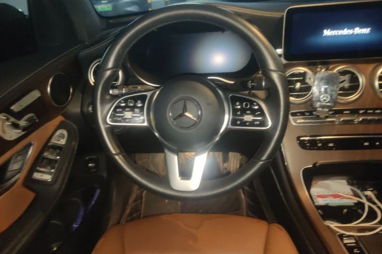 Used Mercedes-Benz GLC 2020 GLC 300 L 4MATIC Dynamic Edition Steering Wheel