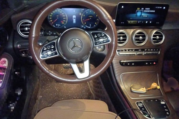 Used Mercedes-Benz GLC 2020 GLC 260 L 4MATIC Luxury Model Steering Wheel