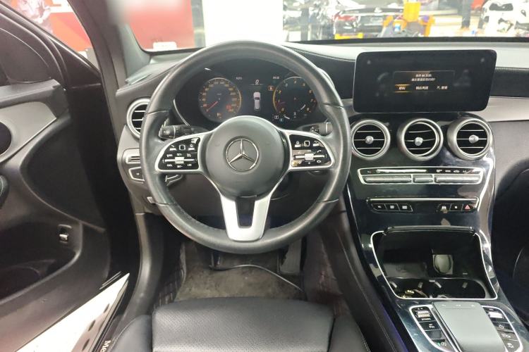 Used Mercedes-Benz GLC 2020 Facelifted GLC 260 L 4MATIC Dynamic Edition Steering Wheel