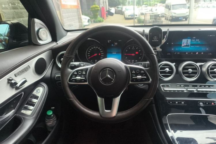 Used Mercedes-Benz GLC 2020 GLC 260 L 4MATIC Dynamic Model Steering Wheel