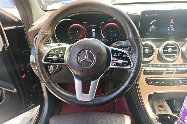 Used Mercedes-Benz GLC 2020 Facelift GLC 300 L 4MATIC Dynamic Edition Steering Wheel