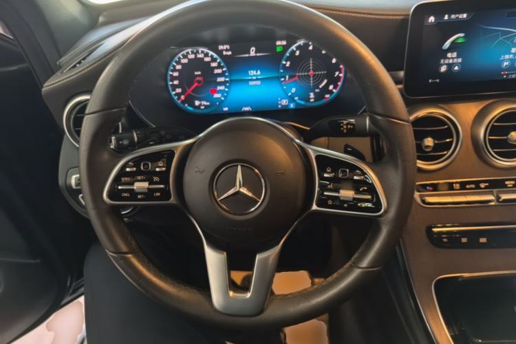 Used Mercedes-Benz GLC 2020 Facelift GLC 300 L 4MATIC Dynamic Edition Steering Wheel