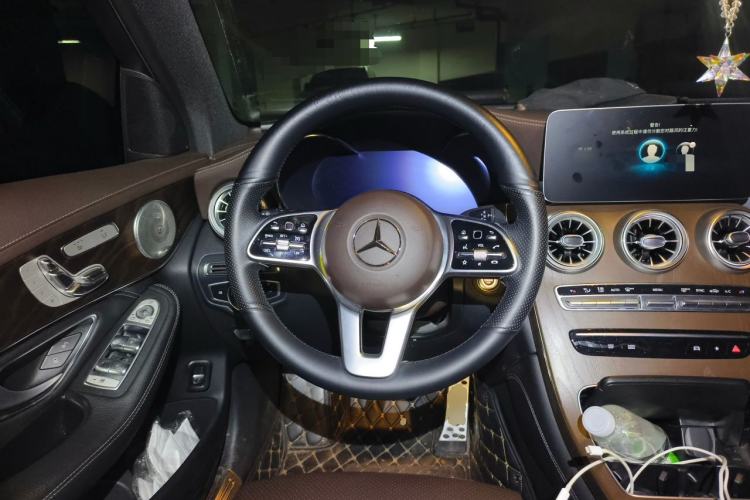Used Mercedes-Benz GLC 2020 GLC 300 L 4MATIC Dynamic Edition Steering Wheel