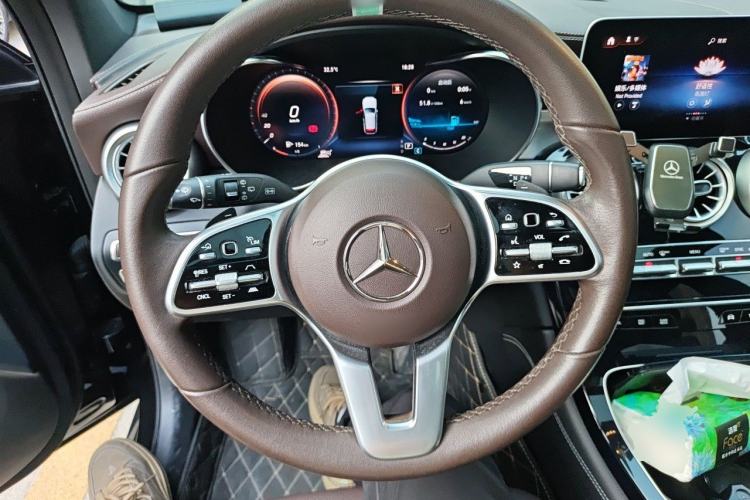 Used Mercedes-Benz GLC 2020 Facelifted GLC 260 L 4MATIC Dynamic Edition Steering Wheel
