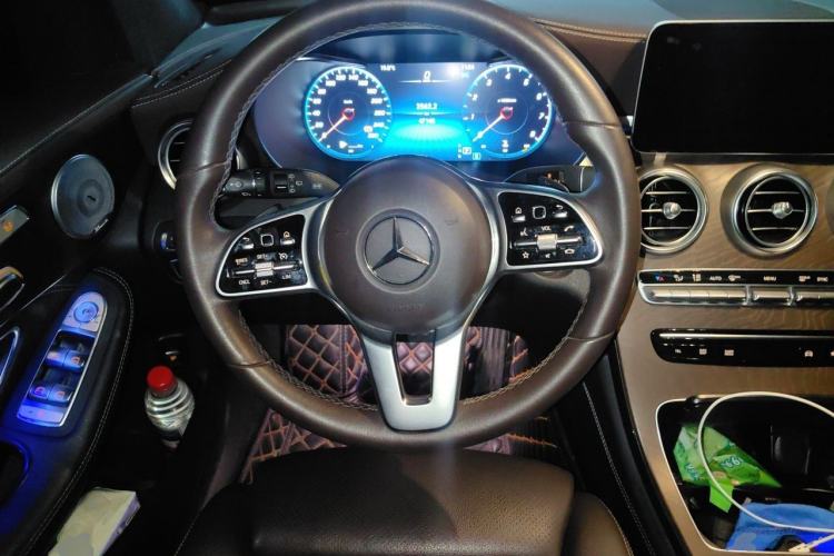 Used Mercedes-Benz GLC 2020 GLC 260 L 4MATIC Luxury Model Steering Wheel