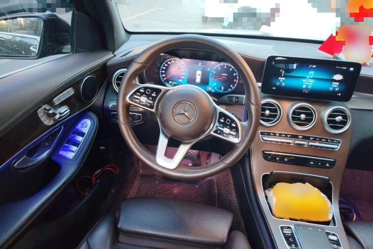 Used Mercedes-Benz GLC 2020 Facelift GLC 300 L 4MATIC Dynamic Edition Steering Wheel