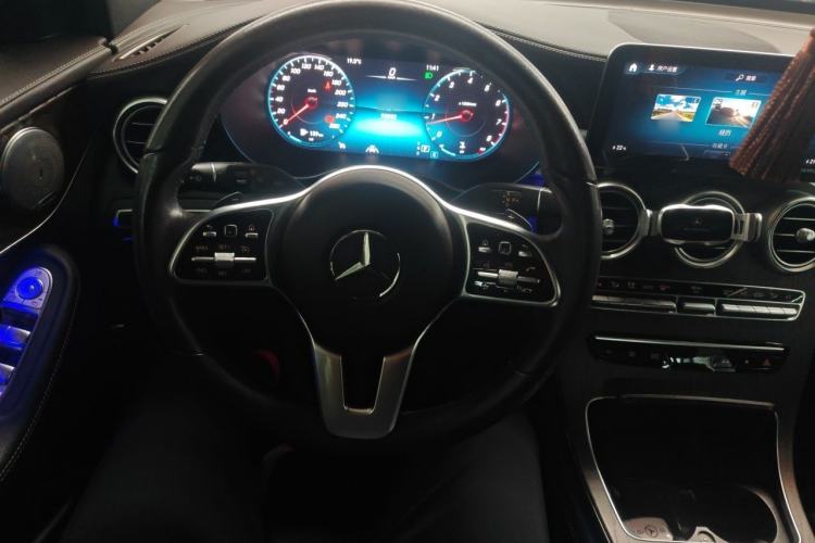 Used Mercedes-Benz GLC 2020 Facelift GLC 300 L 4MATIC Dynamic Edition Steering Wheel