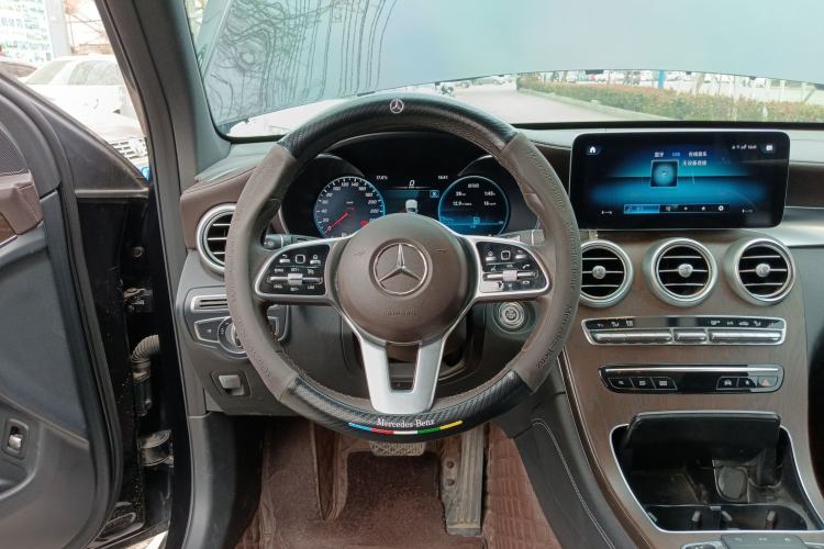 Used Mercedes-Benz GLC 2020 Facelift GLC 300 L 4MATIC Dynamic Edition Steering Wheel