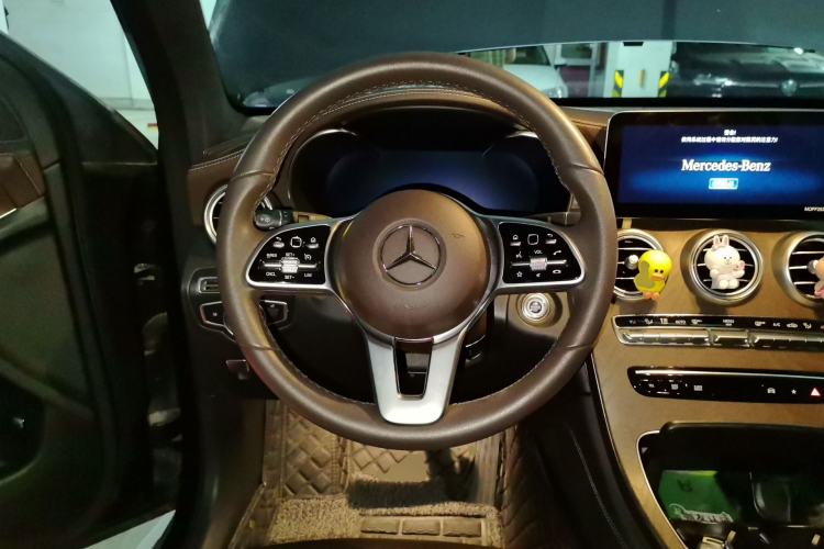 Used Mercedes-Benz GLC 2020 Facelift GLC 300 L 4MATIC Dynamic Edition Steering Wheel