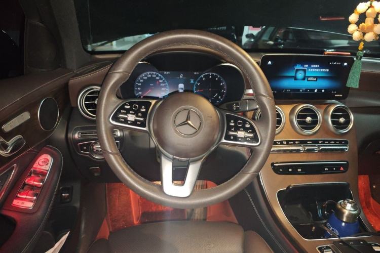Used Mercedes-Benz GLC 2020 Facelift GLC 260 L 4MATIC Luxury Edition Steering Wheel