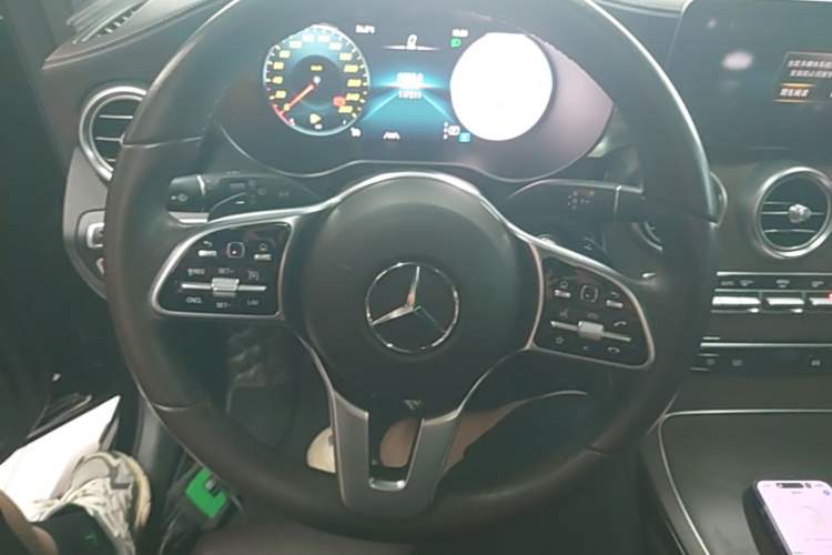 Used Mercedes-Benz GLC 2020 Facelift GLC 300 L 4MATIC Dynamic Edition Steering Wheel