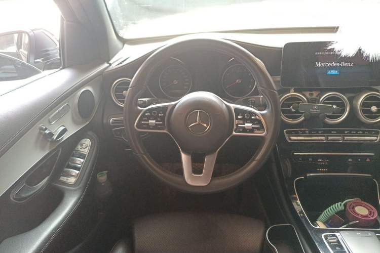Used Mercedes-Benz GLC 2020 GLC 260 L 4MATIC Dynamic Model Steering Wheel