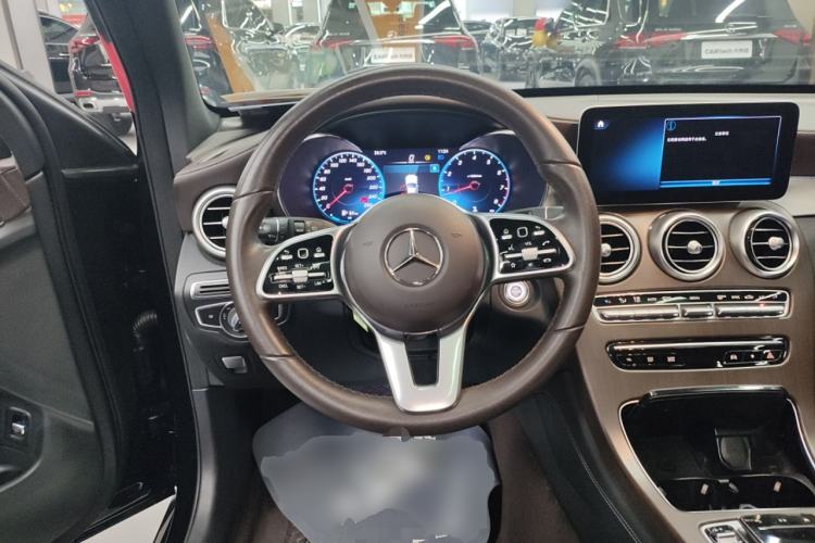 Used Mercedes-Benz GLC 2020 Facelifted GLC 260 L 4MATIC Dynamic Edition Steering Wheel