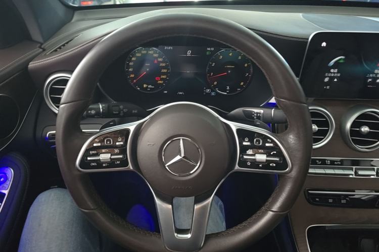 Used Mercedes-Benz GLC 2020 GLC 300 L 4MATIC Dynamic Edition Steering Wheel