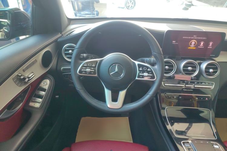 Used Mercedes-Benz GLC 2020 Facelift GLC 300 L 4MATIC Dynamic Edition Steering Wheel