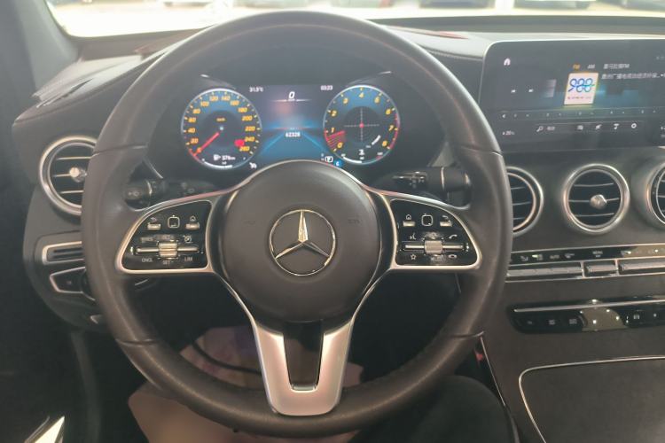 Used Mercedes-Benz GLC 2020 GLC 260 L 4MATIC Luxury Model Steering Wheel