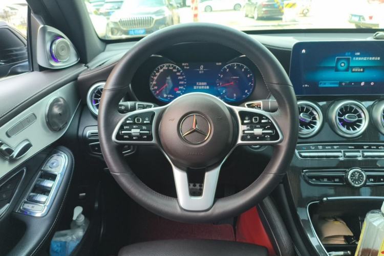 Used Mercedes-Benz GLC 2020 Facelifted GLC 260 L 4MATIC Dynamic Edition Steering Wheel