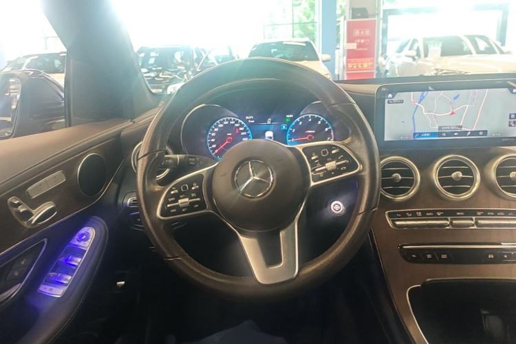 Used Mercedes-Benz GLC 2020 Facelift GLC 260 L 4MATIC Luxury Edition Steering Wheel