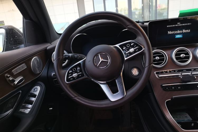 Used Mercedes-Benz GLC 2020 GLC 260 L 4MATIC Luxury Model Steering Wheel