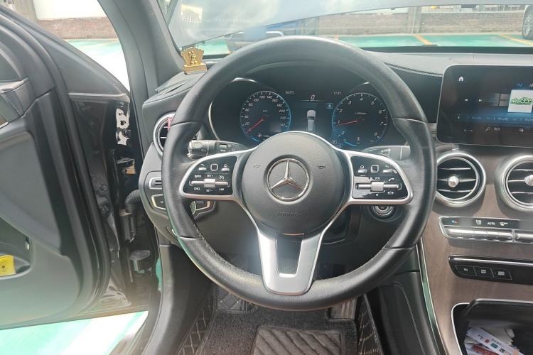 Used Mercedes-Benz GLC 2020 Facelift GLC 300 L 4MATIC Dynamic Edition Steering Wheel