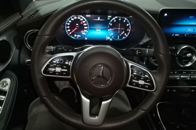 Used Mercedes-Benz GLC 2020 Facelifted GLC 260 L 4MATIC Dynamic Edition Steering Wheel
