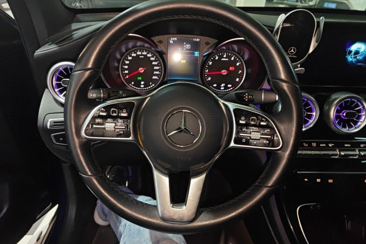 Used Mercedes-Benz GLC 2020 GLC 260 L 4MATIC Dynamic Model Steering Wheel