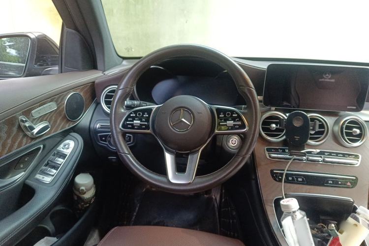 Used Mercedes-Benz GLC 2020 GLC 260 L 4MATIC Luxury Model Steering Wheel