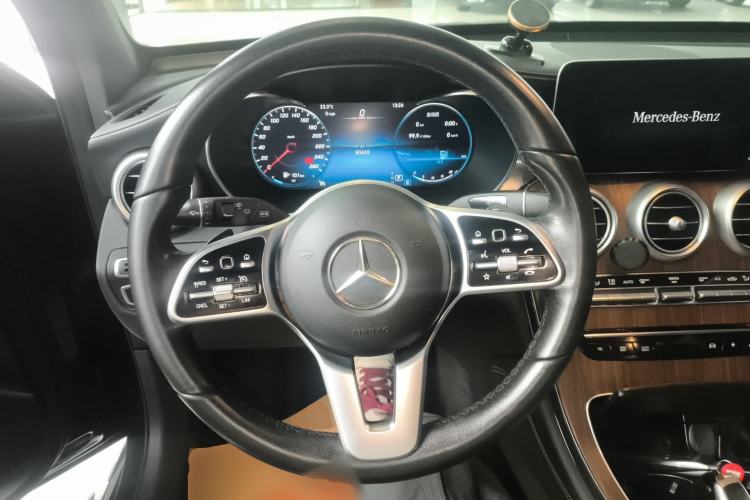 Used Mercedes-Benz GLC 2020 Facelift GLC 300 L 4MATIC Dynamic Edition Steering Wheel