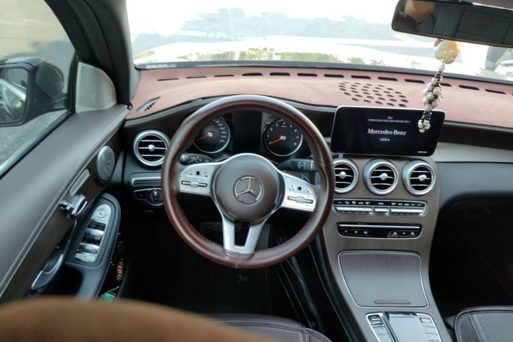 Used Mercedes-Benz GLC 2020 GLC 260 L 4MATIC Dynamic Model Steering Wheel