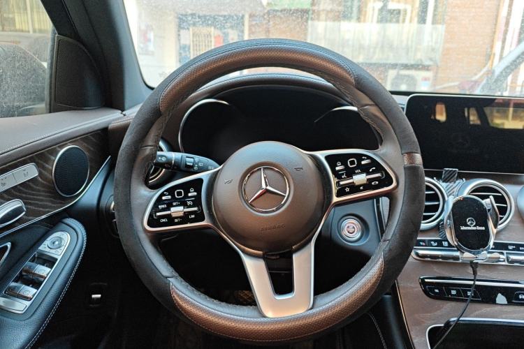 Used Mercedes-Benz GLC 2020 GLC 260 L 4MATIC Luxury Model Steering Wheel