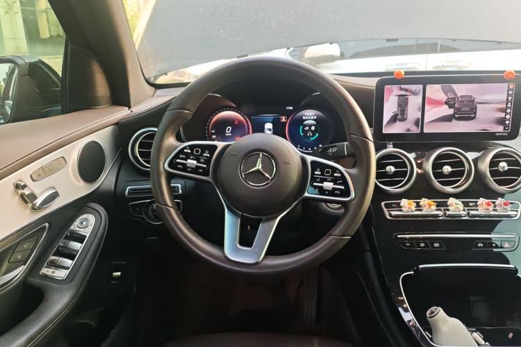 Used Mercedes-Benz GLC 2020 Facelifted GLC 260 L 4MATIC Dynamic Edition Steering Wheel