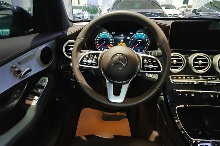 Used Mercedes-Benz GLC 2020 Facelifted GLC 260 L 4MATIC Dynamic Edition Steering Wheel