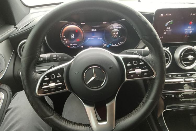 Used Mercedes-Benz GLC 2020 Facelift GLC 300 L 4MATIC Dynamic Edition Steering Wheel